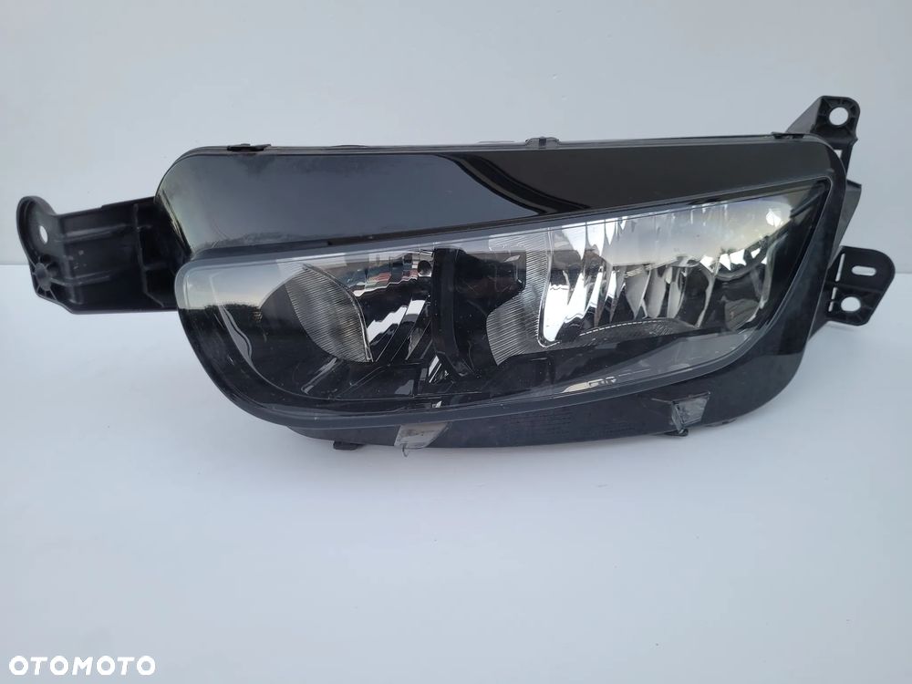 Citroen C4 Grand Picasso lampa przod lewa zwykla