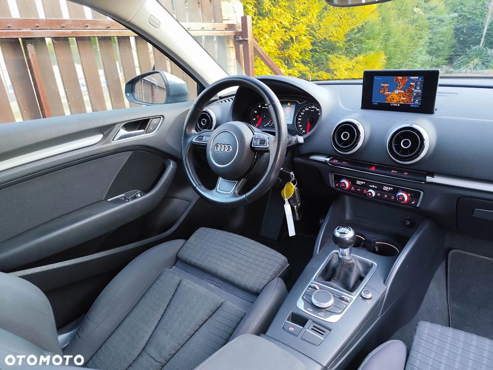 Audi A3 3-drzwiowe 1.4 TFSI Ambition - 7
