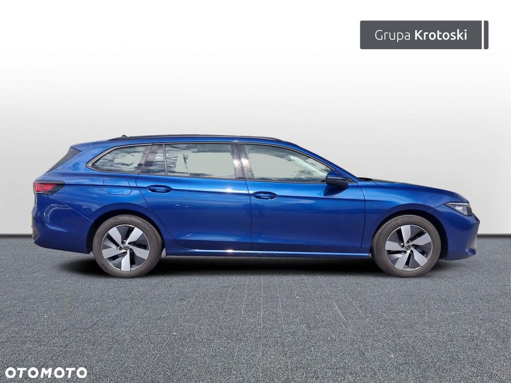 Volkswagen Passat - 8
