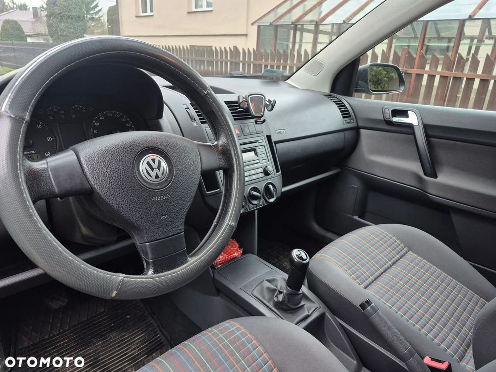 Volkswagen Polo 1.4 TDI Comfortline - 8