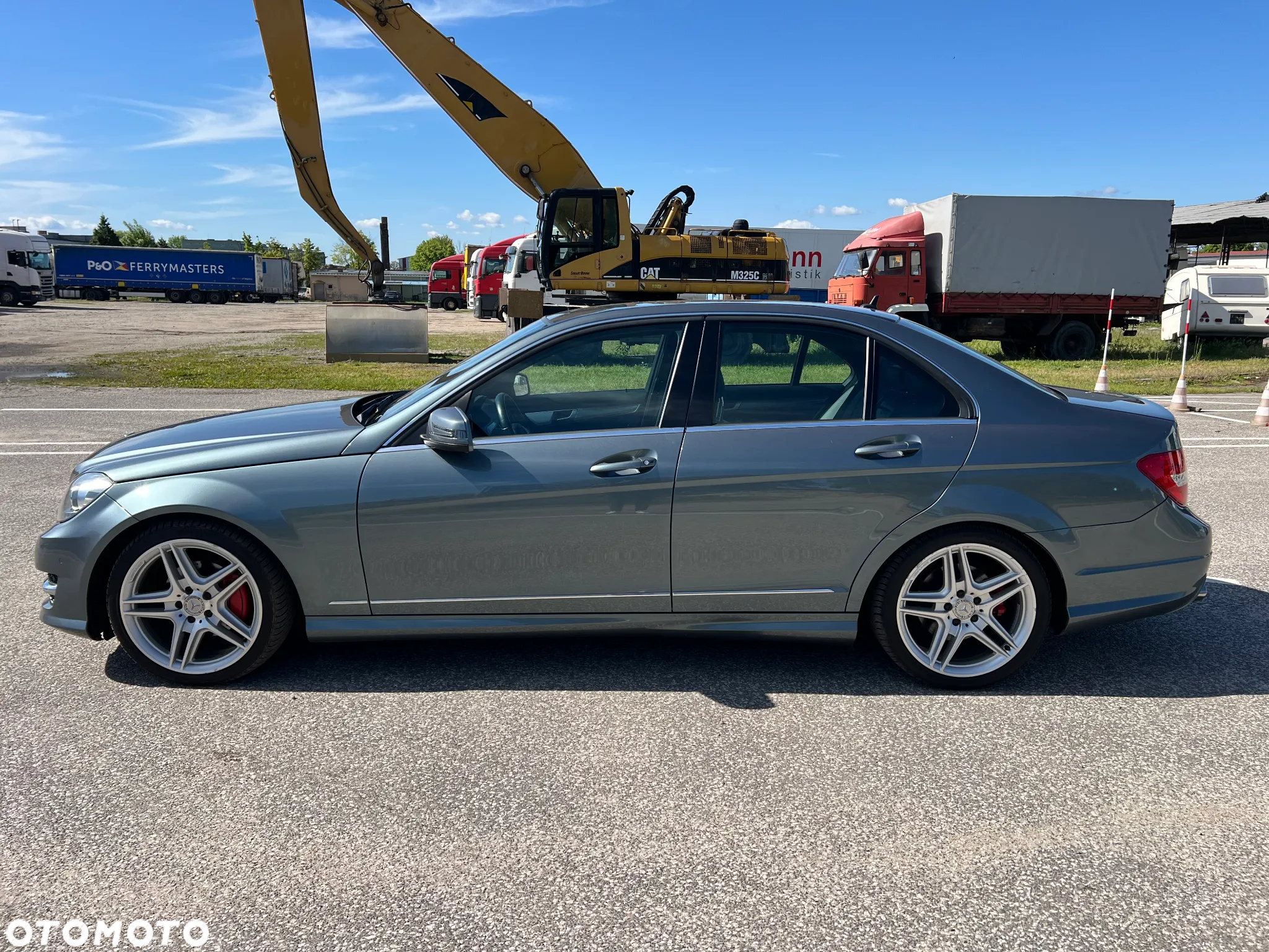 Mercedes-Benz Klasa C 200 CGI BlueEff Avantgarde - 12
