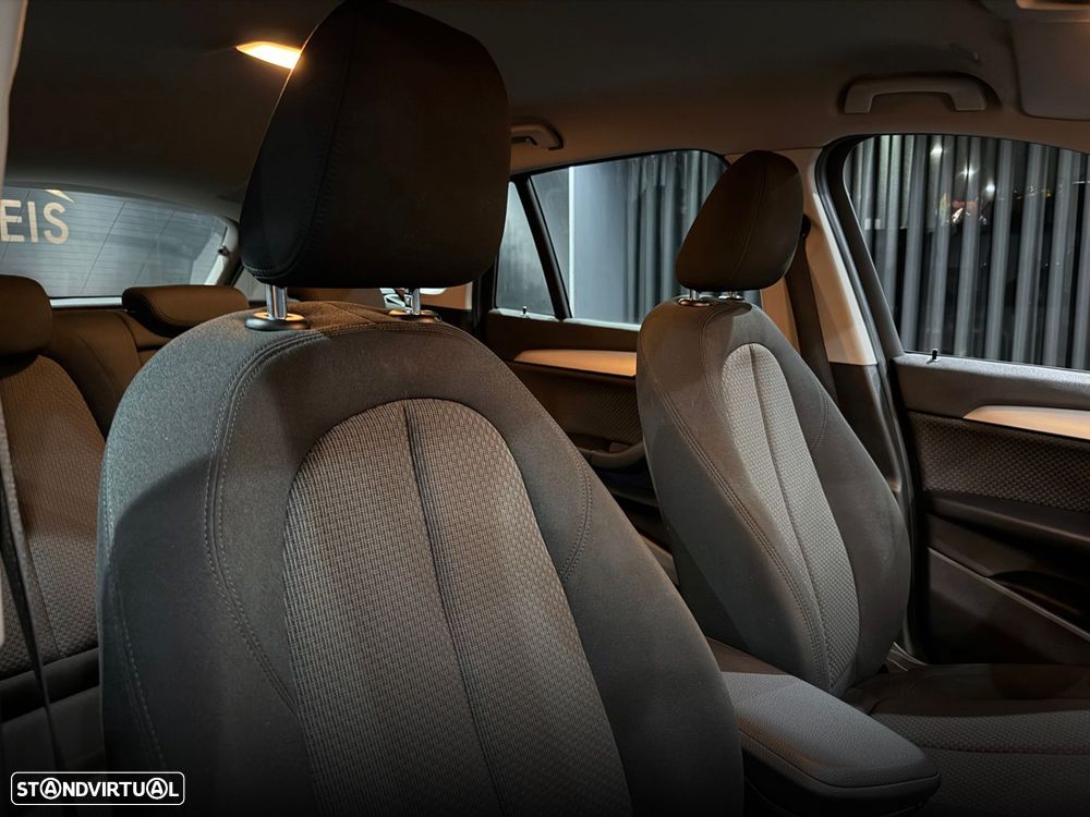 BMW X1 16 d sDrive Auto - 33