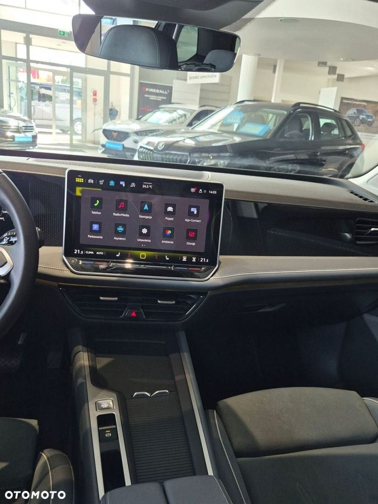 Volkswagen Passat - 24