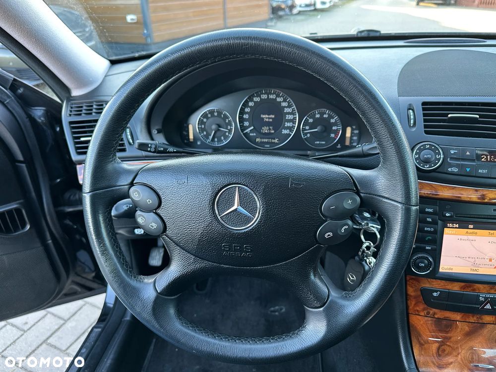 Mercedes-Benz Klasa E - 8