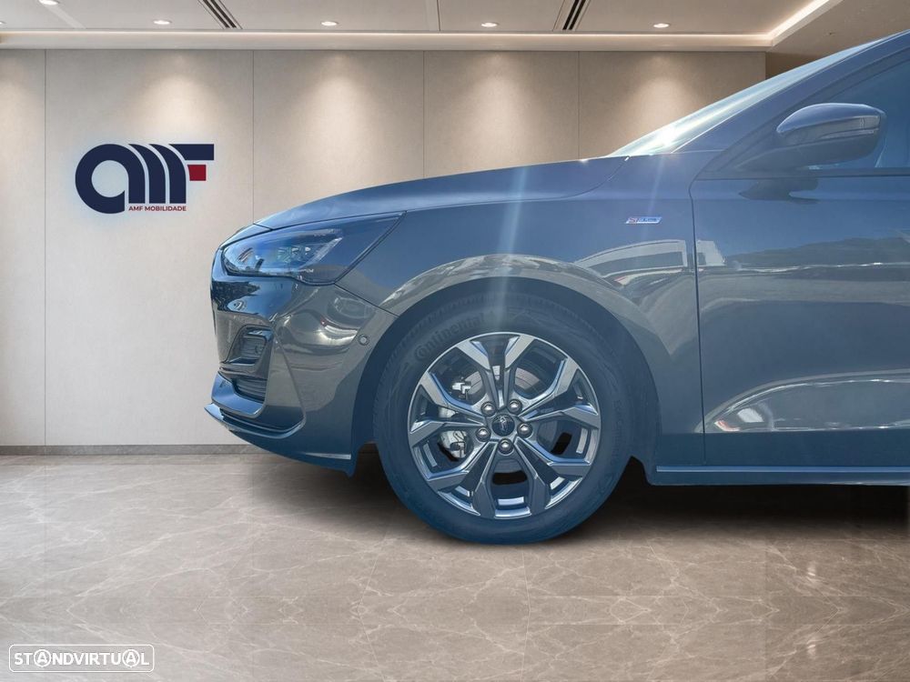 Ford Focus 1.0 EcoBoost MHEV ST-Line X - 8