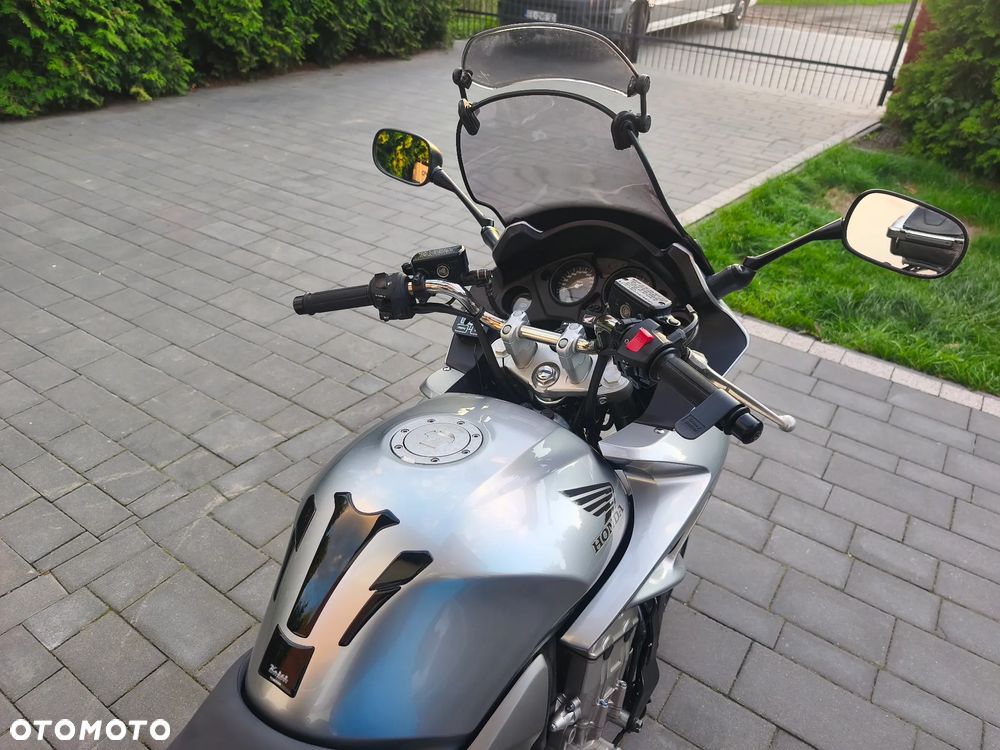 Honda CBF - 13