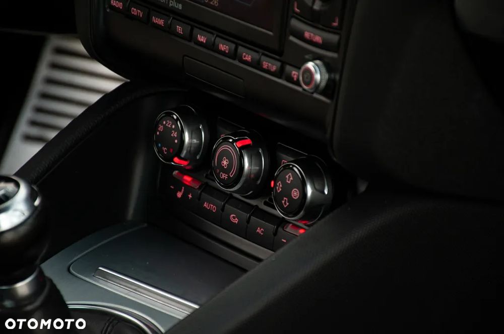 Audi TT Coupé 2.0 TDI quattro - 21