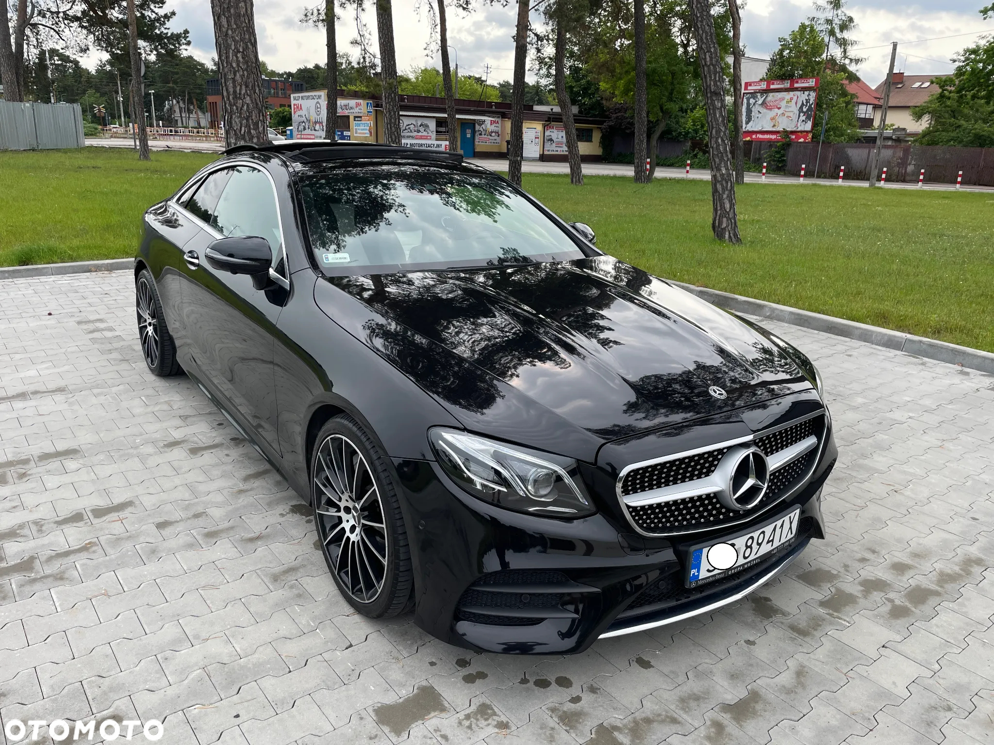 Mercedes-Benz Klasa E 300 Coupe 9G-TRONIC - 4
