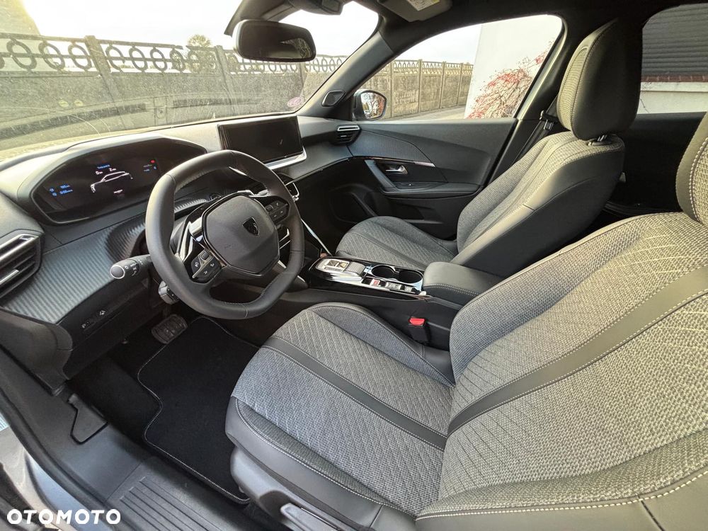 Peugeot 2008 - 14
