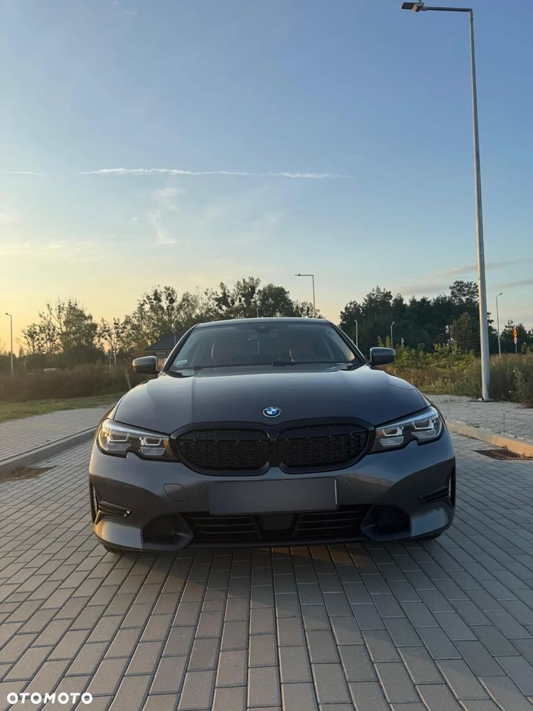 BMW Seria 3 330e Sport Line - 5