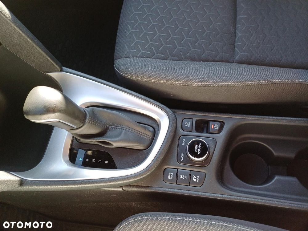 Toyota Yaris Cross Hybrid 1.5 Comfort 4x4 - 19