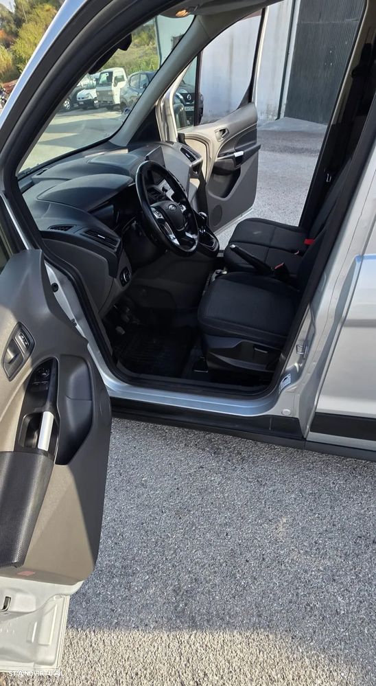 Ford Transit Connect - 8