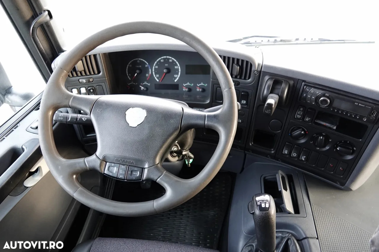 Scania P 340 / 6x4 / BASCULANTE / HYDROBURTA / BORDMATIC / MEILLER KIPER / MANUAL / 2010 - 30