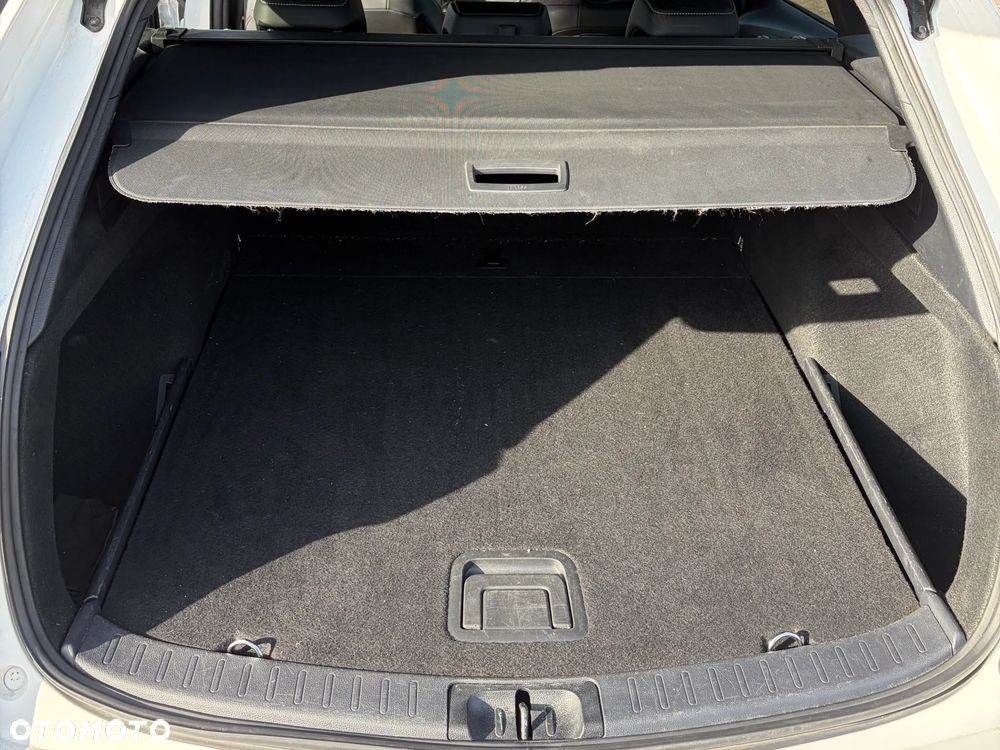 Toyota Corolla 1.8 Business Edition - 19