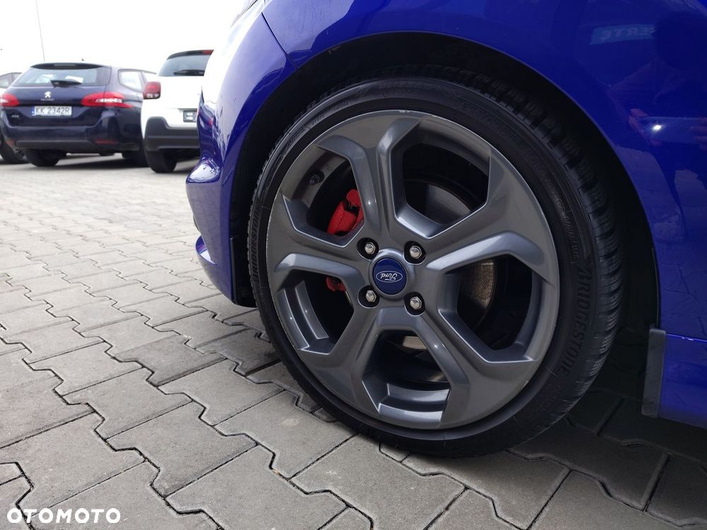 Ford Fiesta ST - 9