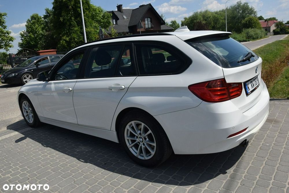 BMW Seria 3 318d Blue Performance - 18