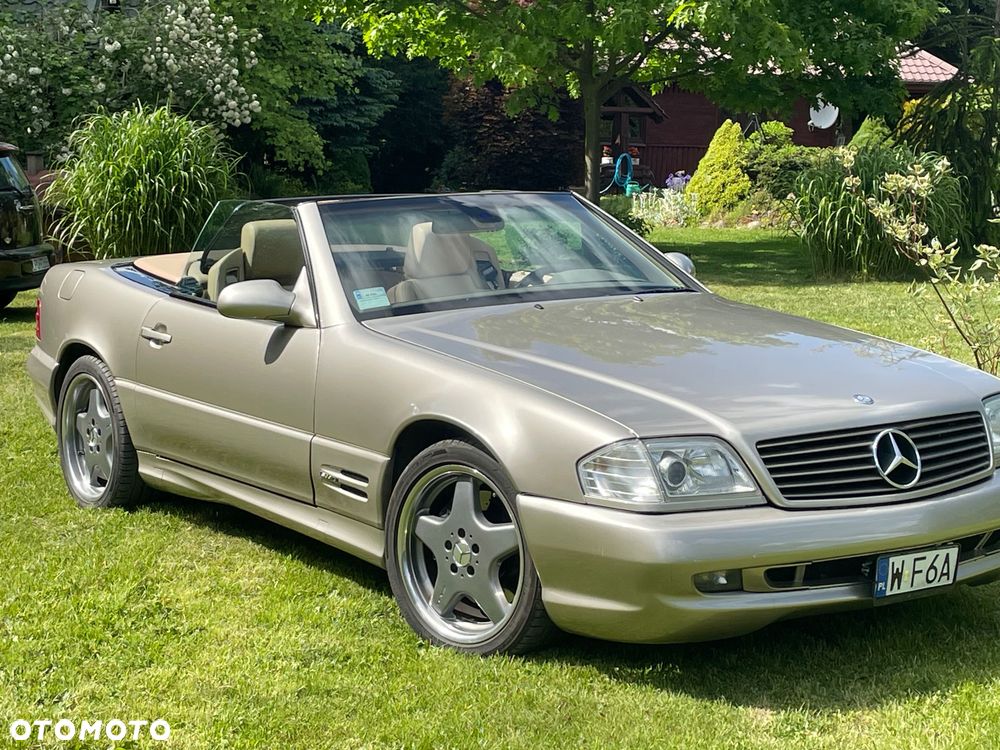 Mercedes-Benz SL - 1