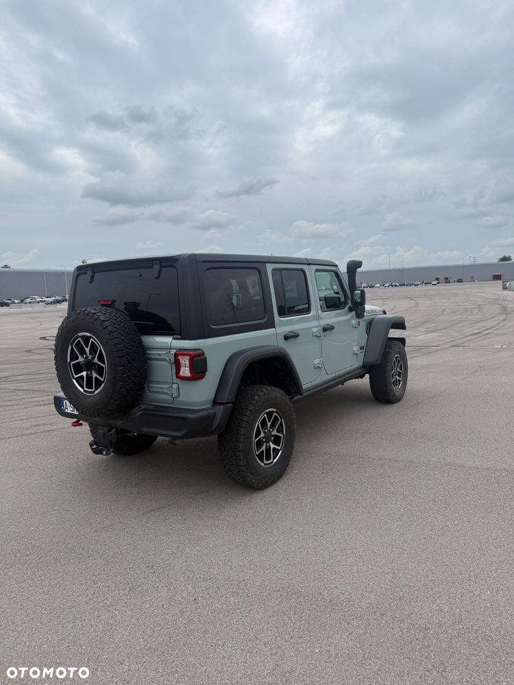 Jeep Wrangler - 5