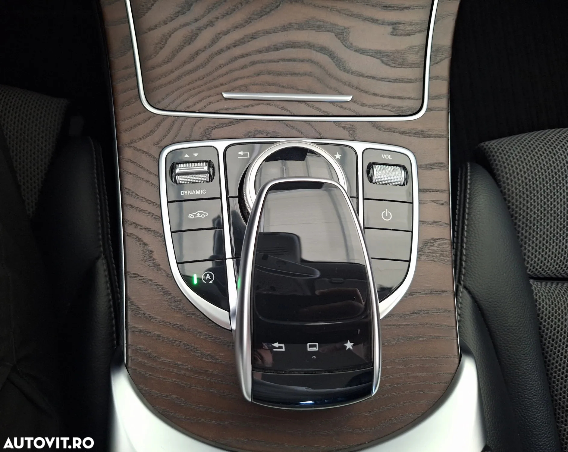 Mercedes-Benz C - 16
