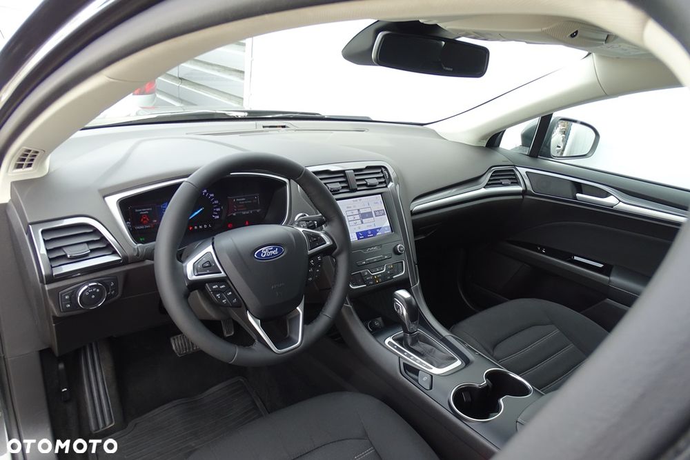 Ford Mondeo - 7
