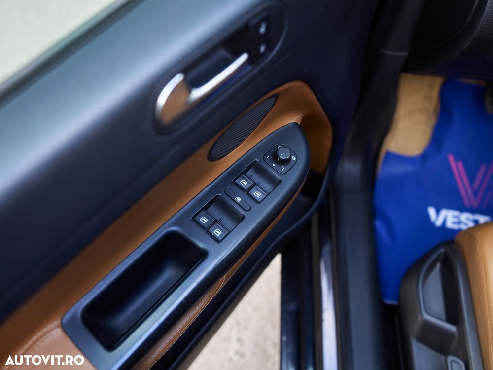 Volkswagen Golf Plus - 19