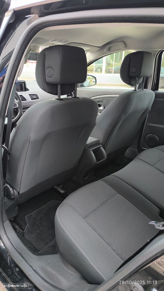 Renault Mégane ver-1-5-dci-limited - 42