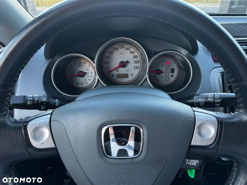 Honda Jazz 1.4 CVT ES Sport - 17