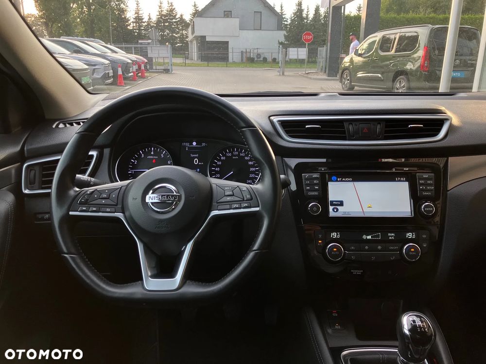 Nissan Qashqai 1.6 DIG-T Tekna+ - 23