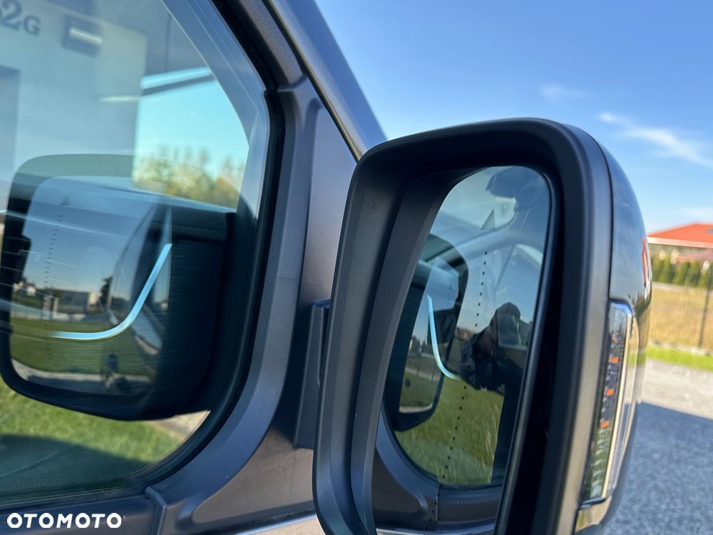 Renault Trafic SpaceClass 2.0 dCi Escapade EDC - 15