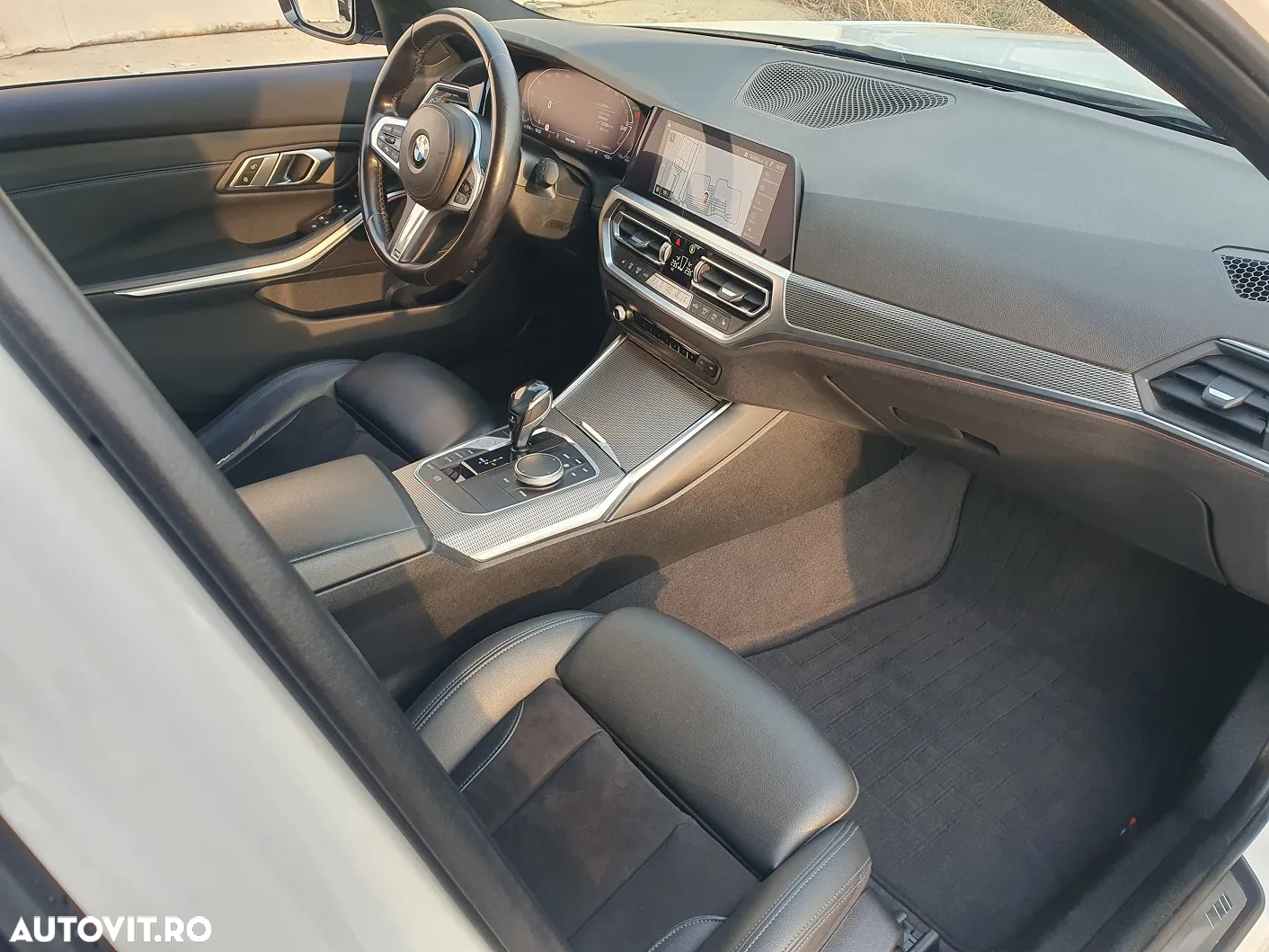 BMW Seria 3 320d xDrive AT MHEV - 12