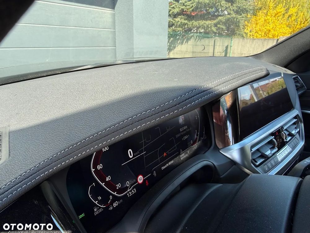BMW Seria 3 318d MHEV - 12