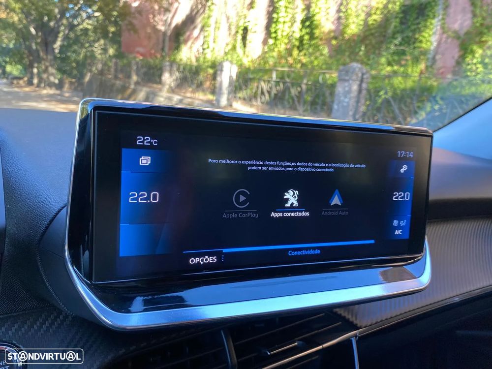 Peugeot 2008 1.2 PureTech Allure Pack - 28