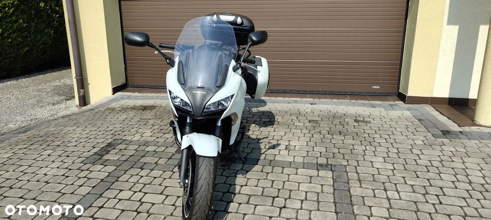 Honda CBF - 2