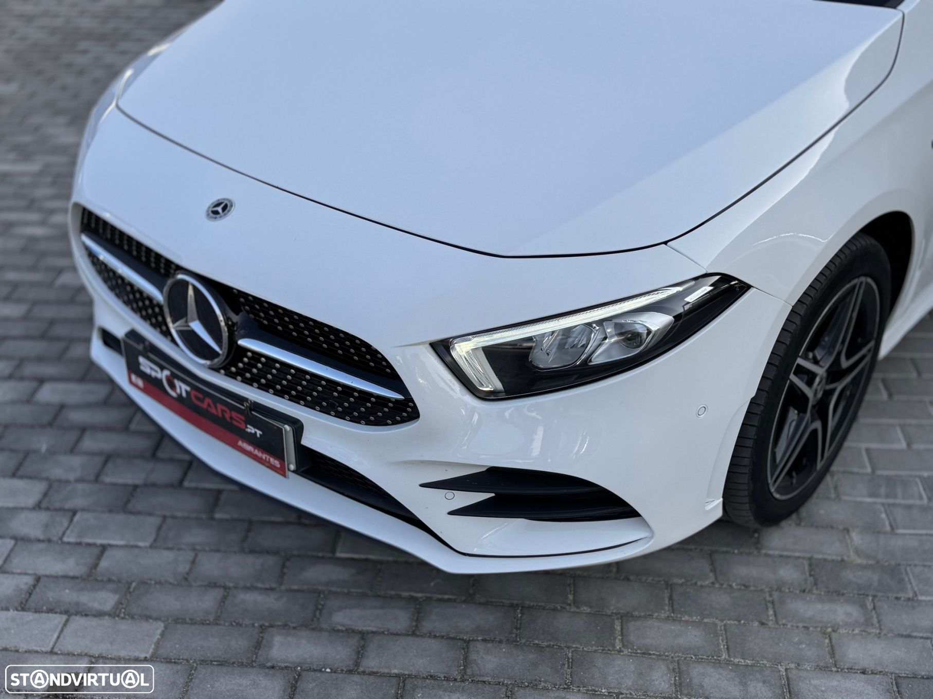Mercedes-Benz A 250 e AMG Line - 6
