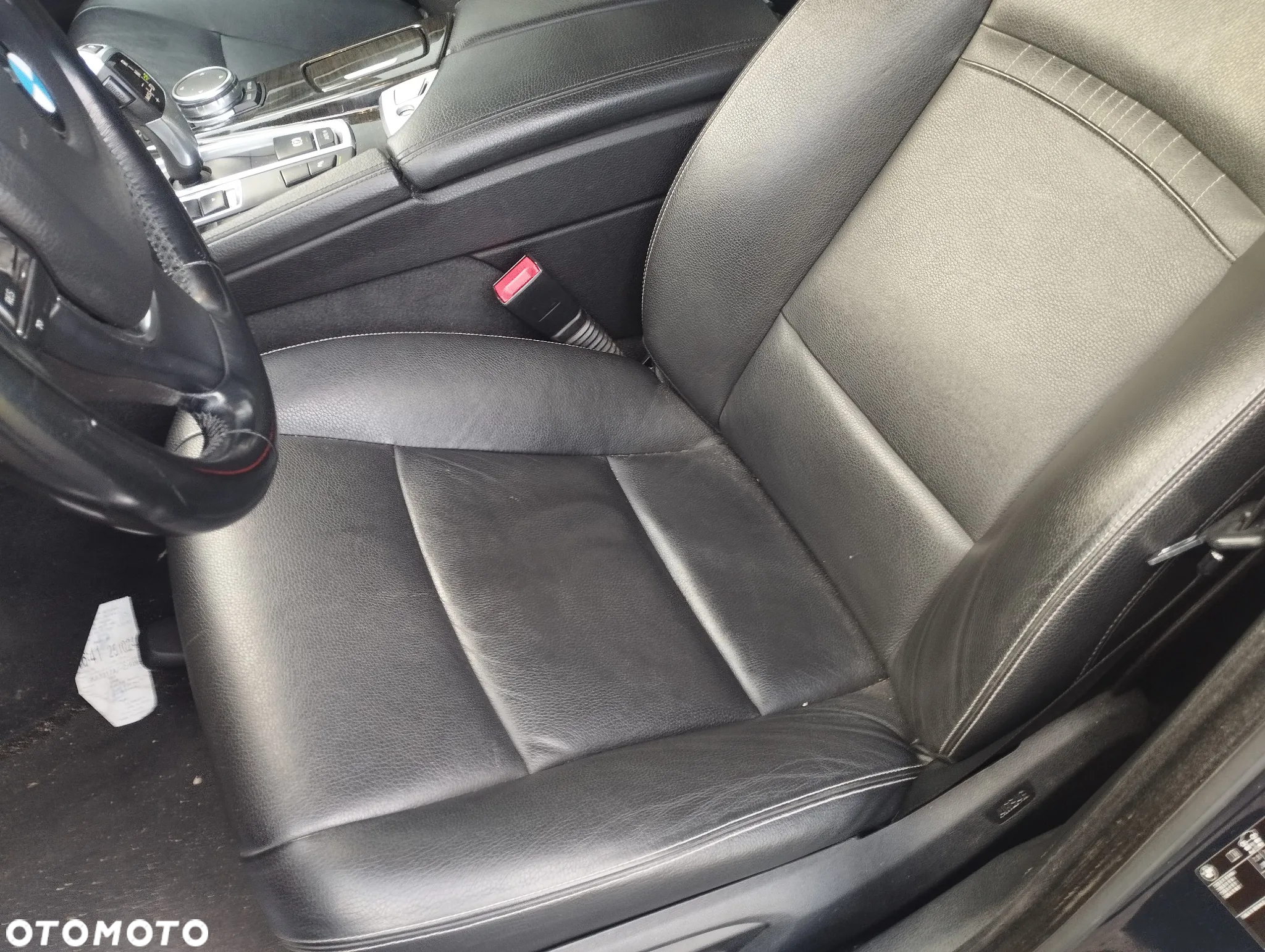BMW Seria 5 520d Touring Luxury Line - 23