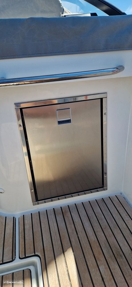 Beneteau FLYER 10 2x350 YAMAHA V8 5.3L - 26