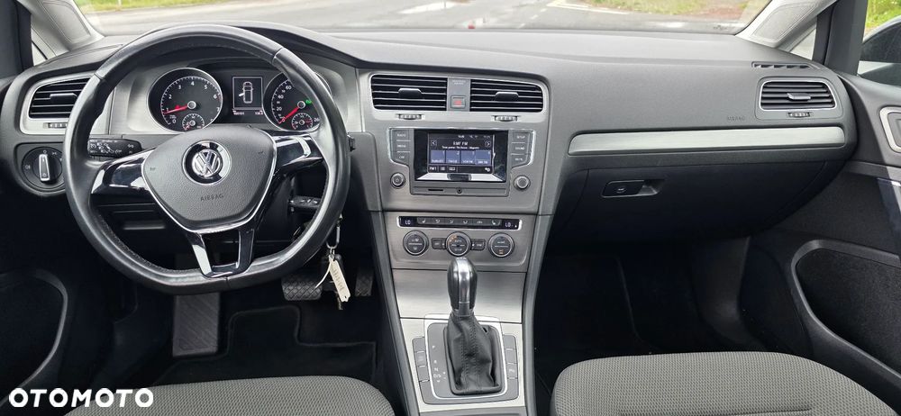 Volkswagen Golf 1.4 TSI BMT Comfortline DSG - 18