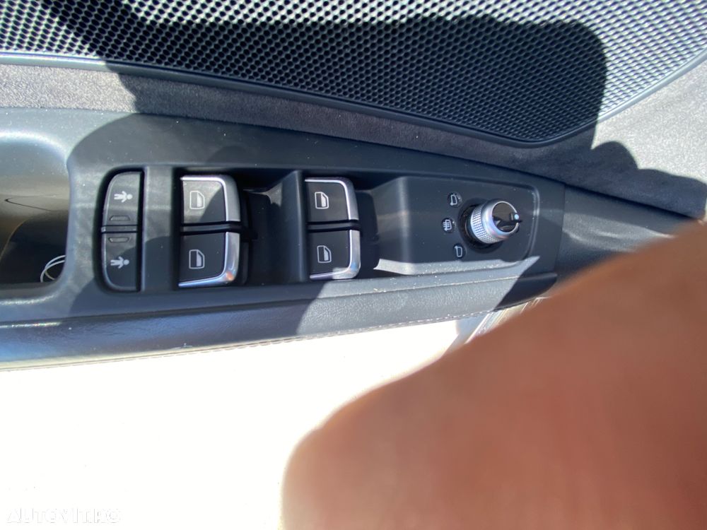 Audi A8 3.0 TFSI quattro Tiptronic - 26