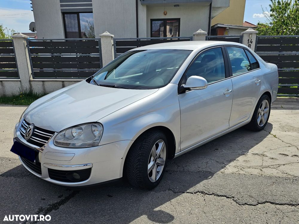 Volkswagen Jetta 1.9 TDI Comfortline - 1