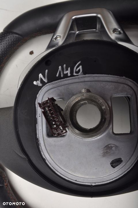 W176 KIEROWNICA MULTIFUNKCYJNA ŁOPATKI SKÓRA - 13