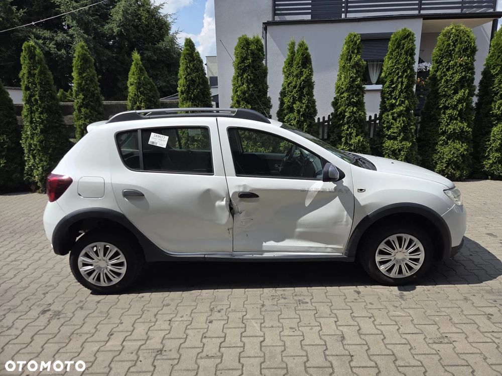 Dacia Sandero Stepway 1.5 dCi Laureate S&S - 5
