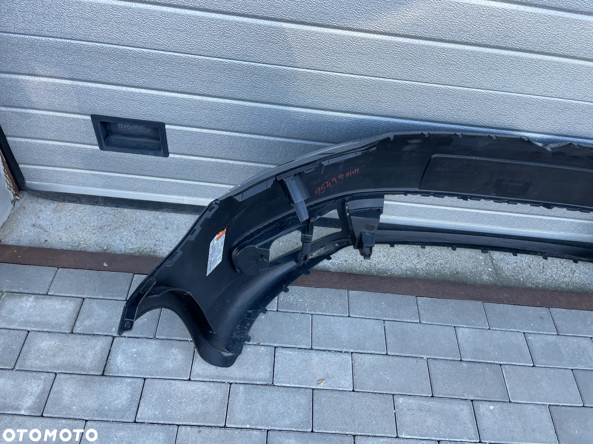 ZDERZAK PRZEDNI VW CADDY III, TOURAN II  2010-2015 - SPRYSKI - 6