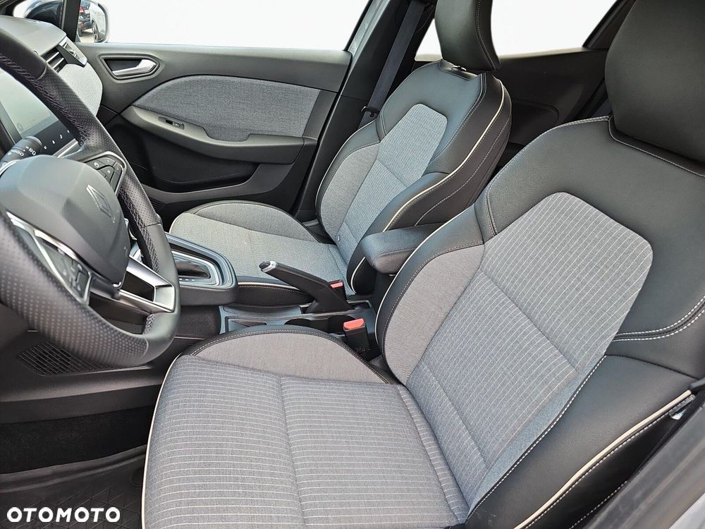 Renault Clio 1.6 E-TECH Full Hybrid 145 Techno - 12