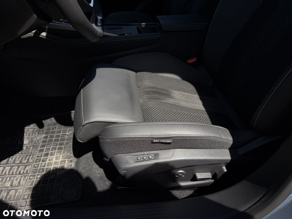 Peugeot 308 - 13