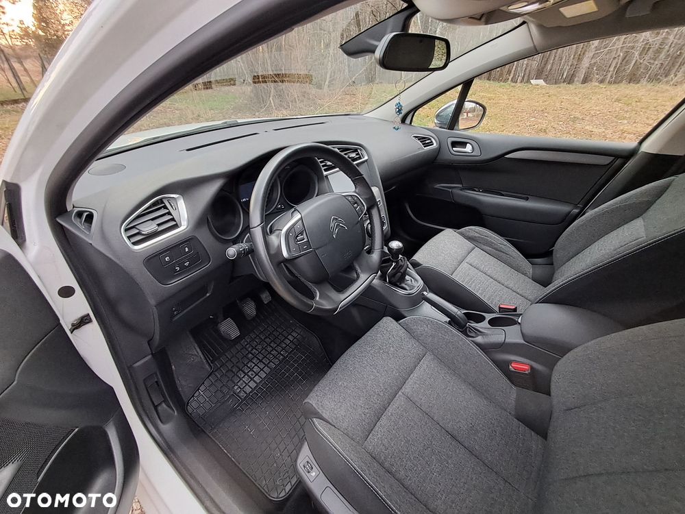 Citroën C4 1.2 e-THP Selection - 13