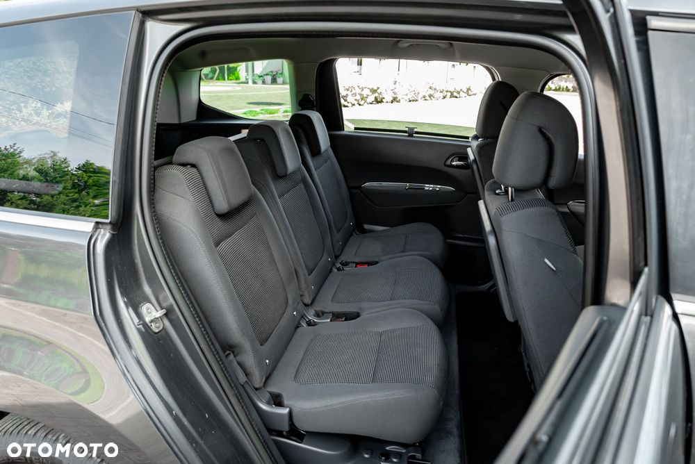 Peugeot 5008 e-HDI FAP 115 EGS6 Stop&Start Active - 24