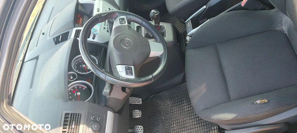 Opel Zafira 1.8 - 6