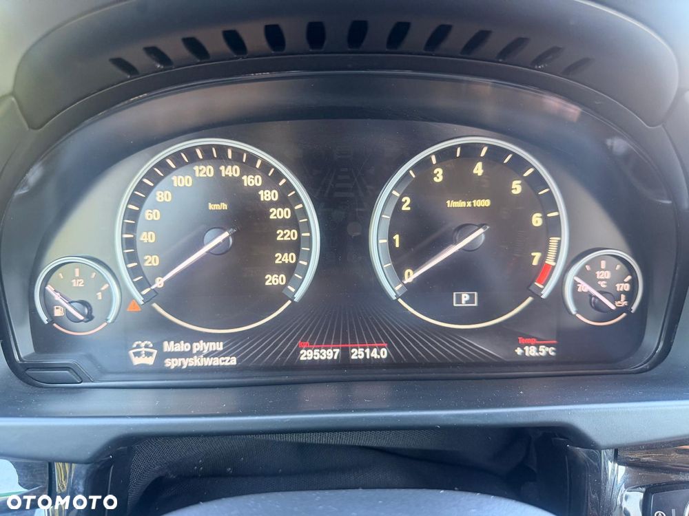 BMW X5 3.5i xDrive - 19
