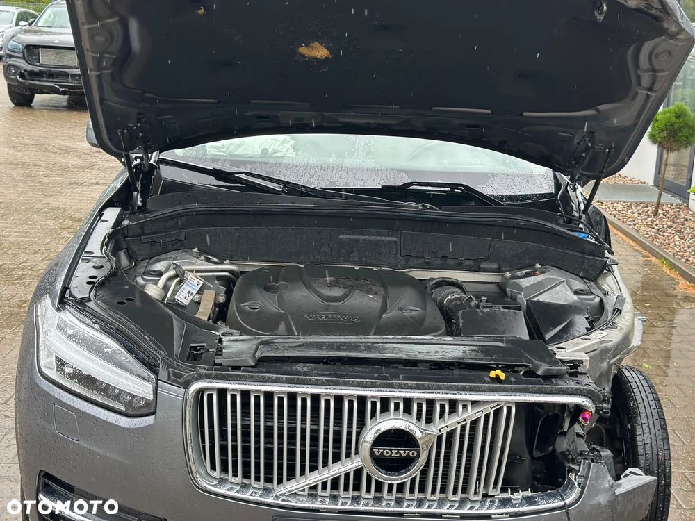 Volvo XC 90 - 11