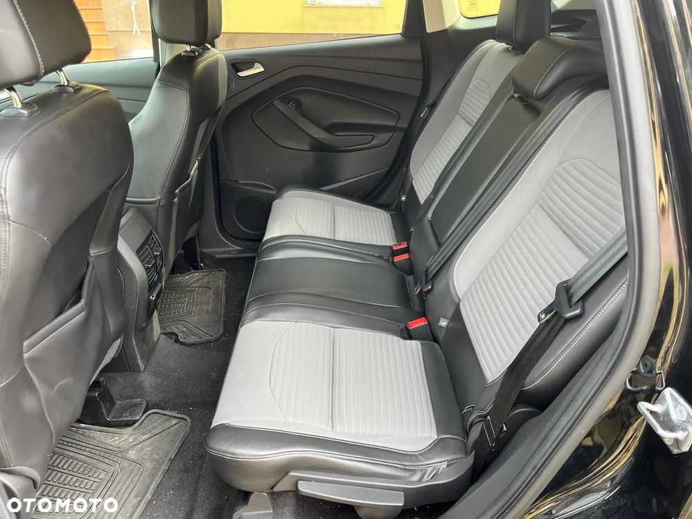 Ford Escape - 12